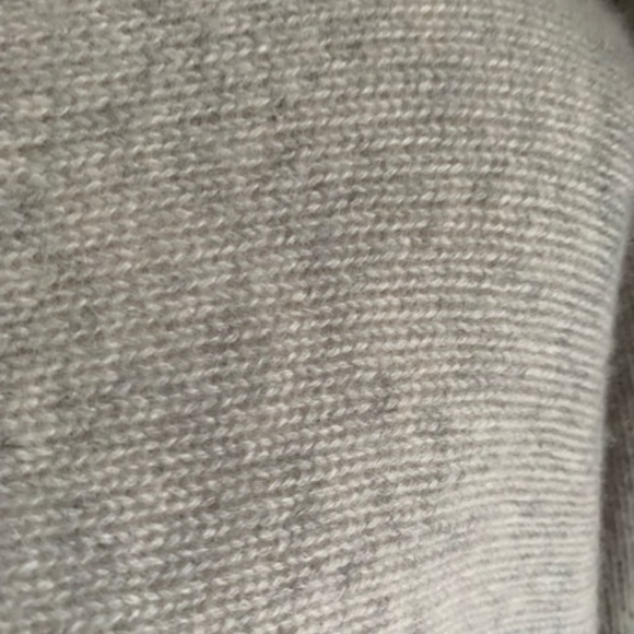 Zara cashmere grey oversized sweater size Medium - Picture 8 of 13